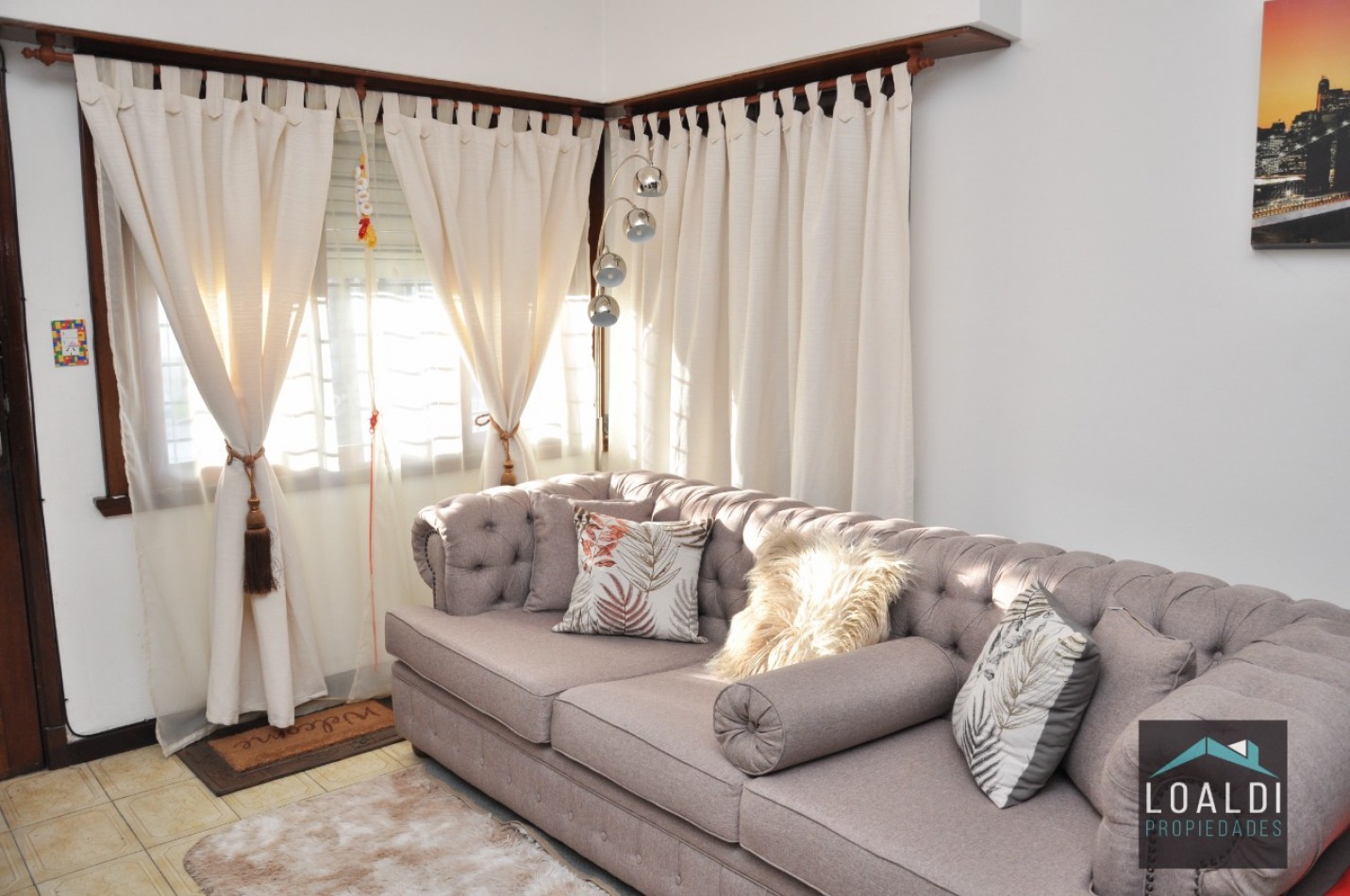 CASA EN VENTA - BARRIO SAN CARLOS - 5 AMBIENTES