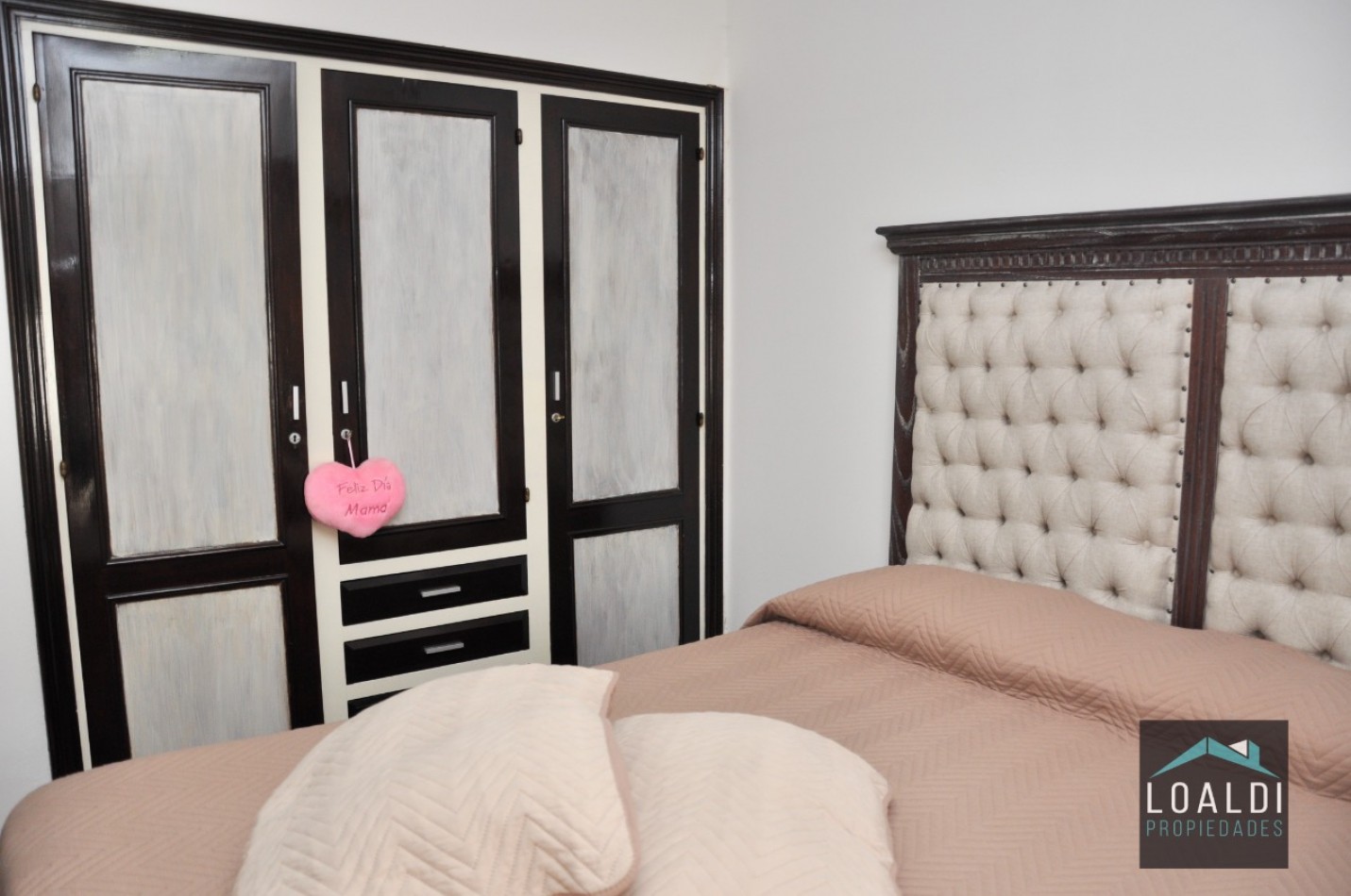 CASA EN VENTA - BARRIO SAN CARLOS - 5 AMBIENTES