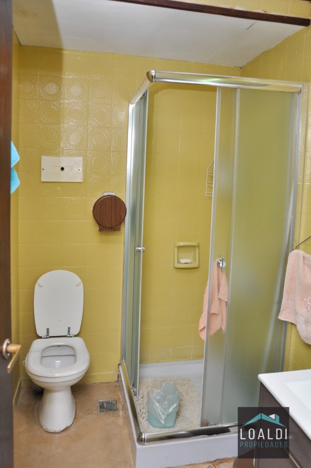 CASA EN VENTA - BARRIO SAN CARLOS - 5 AMBIENTES