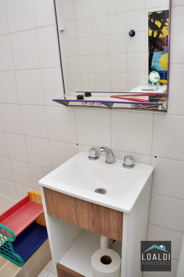 CASA EN VENTA - BARRIO SAN CARLOS - 5 AMBIENTES