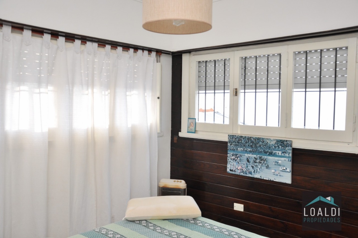 CASA EN VENTA - BARRIO SAN CARLOS - 5 AMBIENTES