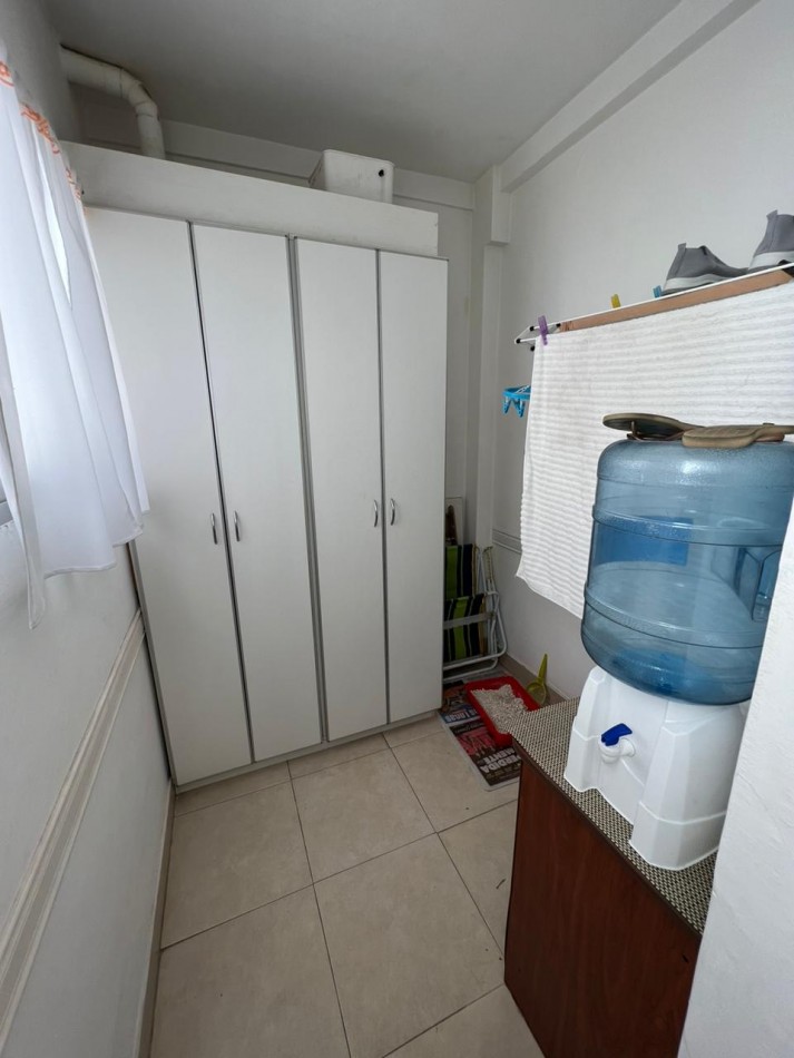 DEPARTAMENTO EN VENTA - 3 AMBIENTES - BALCON AL FRENTE - CENTRO