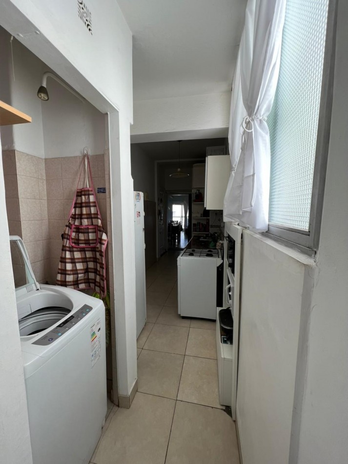 DEPARTAMENTO EN VENTA - 3 AMBIENTES - BALCON AL FRENTE - CENTRO