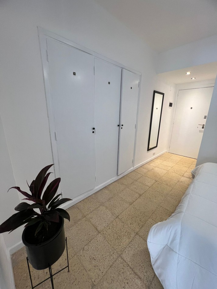 venta 1 ambiente dividido con patio y cochera