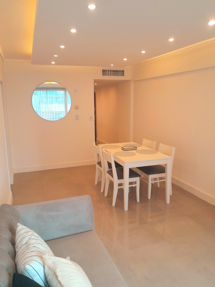 VENTA - DEPTO TRES AMBIENTES - AL FRENTE CON BALCON - MACROCENTRO