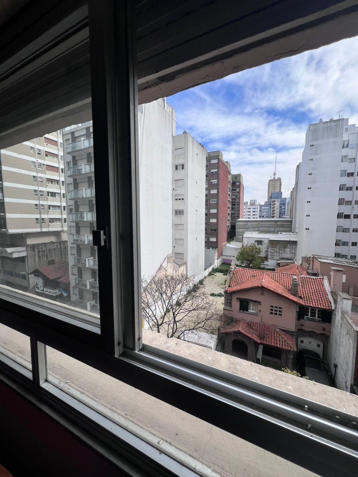 VENTA - DEPTO UN AMBIENTE - FRENTE - ZONA TRIBUNALES
