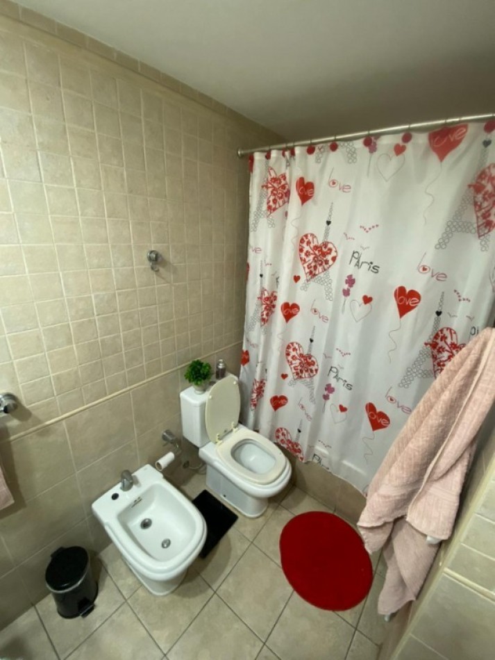 VENTA - SEMIPISO 3 AMBIENTES - DOS BALCONES - CENTRO