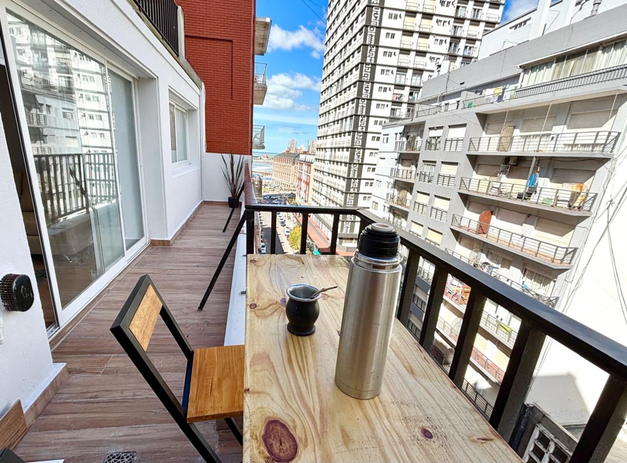 VENTA - DEPTO DOS AMBIENTES - FRENTE - BALCON TERRAZA