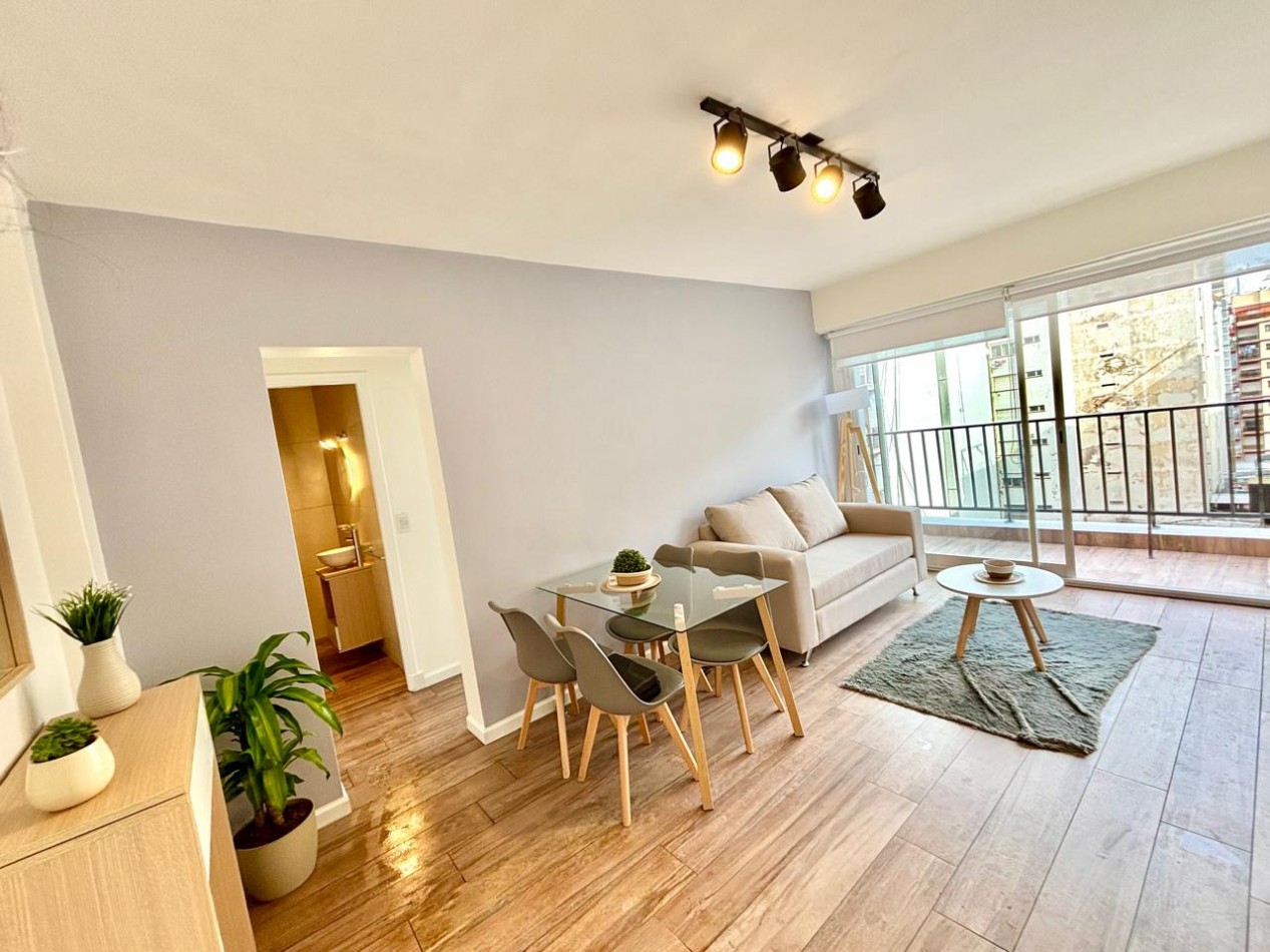VENTA - DEPTO DOS AMBIENTES - FRENTE - BALCON TERRAZA