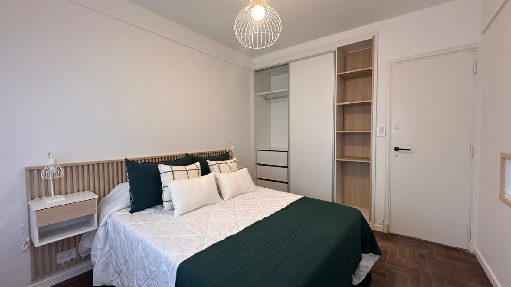 VENTA - DEPTO DOS AMBIENTES - BALCON - AL FRENTE