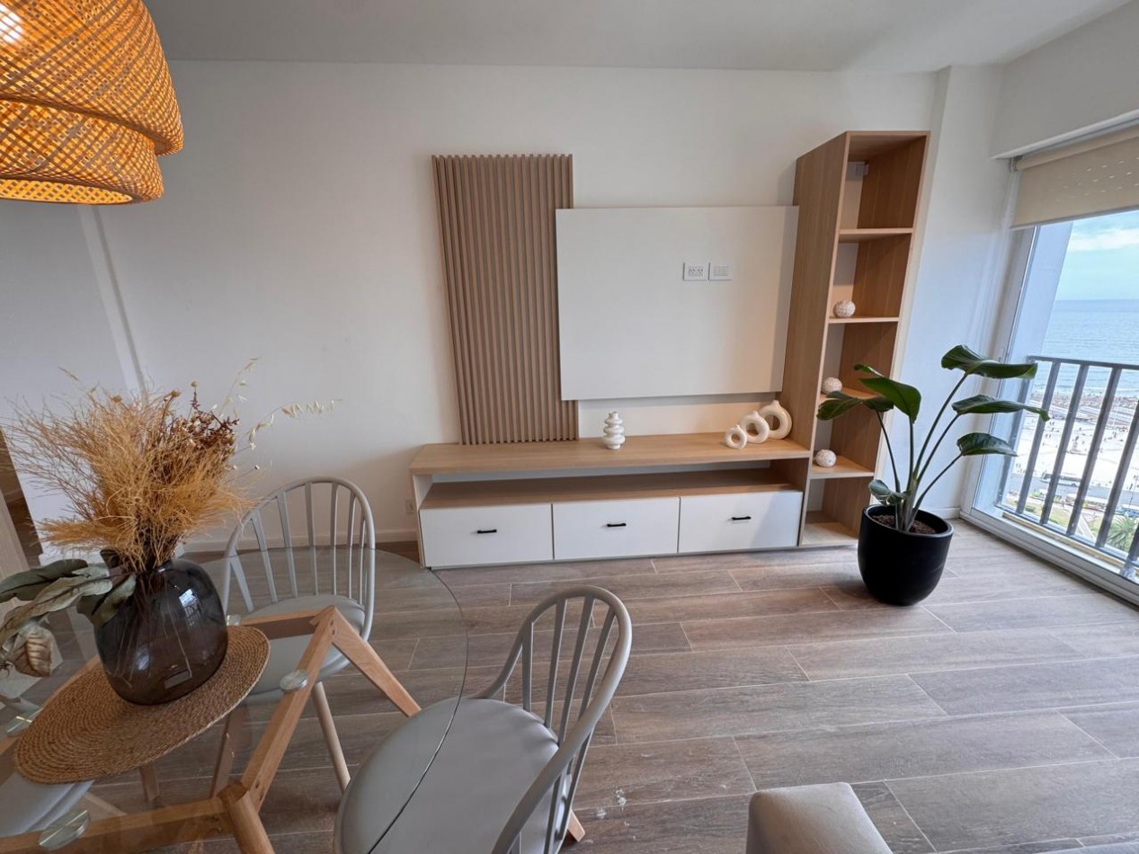 VENTA - DOS AMBIENTES - VISTA AL MAR - RECICLADO