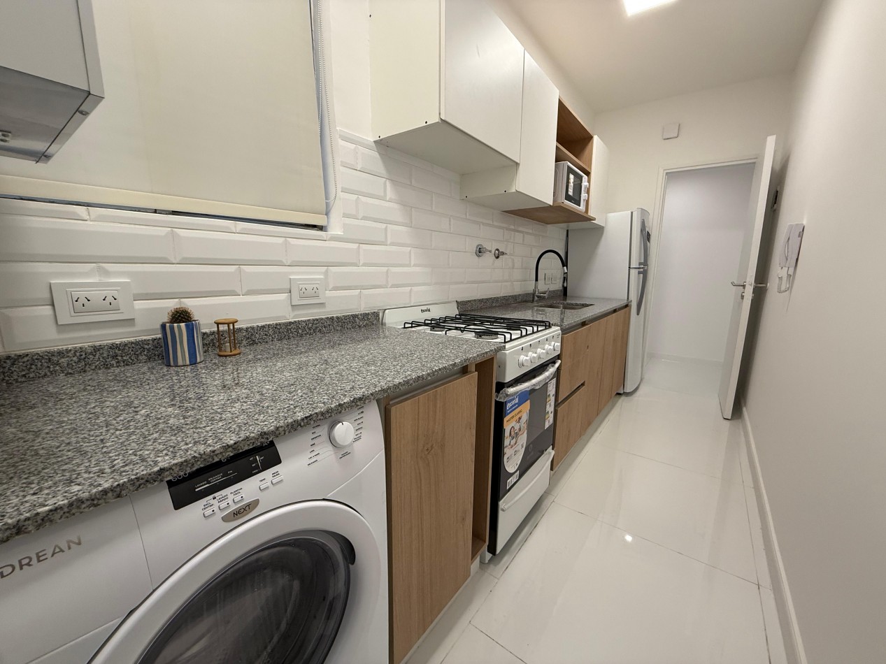 VENTA - DEPTO DOS AMBIENTES + DEPENDENCIA - RECICLADO - MACROCENTRO