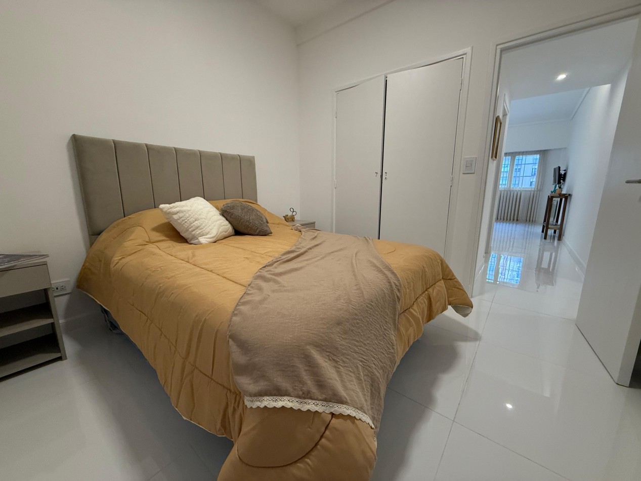 VENTA - DEPTO DOS AMBIENTES + DEPENDENCIA - RECICLADO - MACROCENTRO