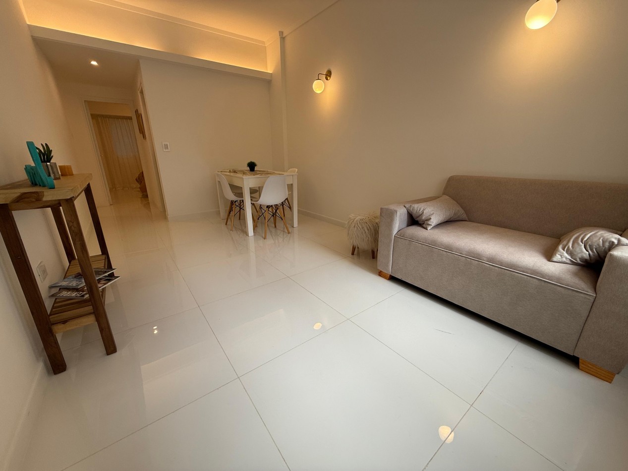 VENTA - DEPTO DOS AMBIENTES + DEPENDENCIA - RECICLADO - MACROCENTRO