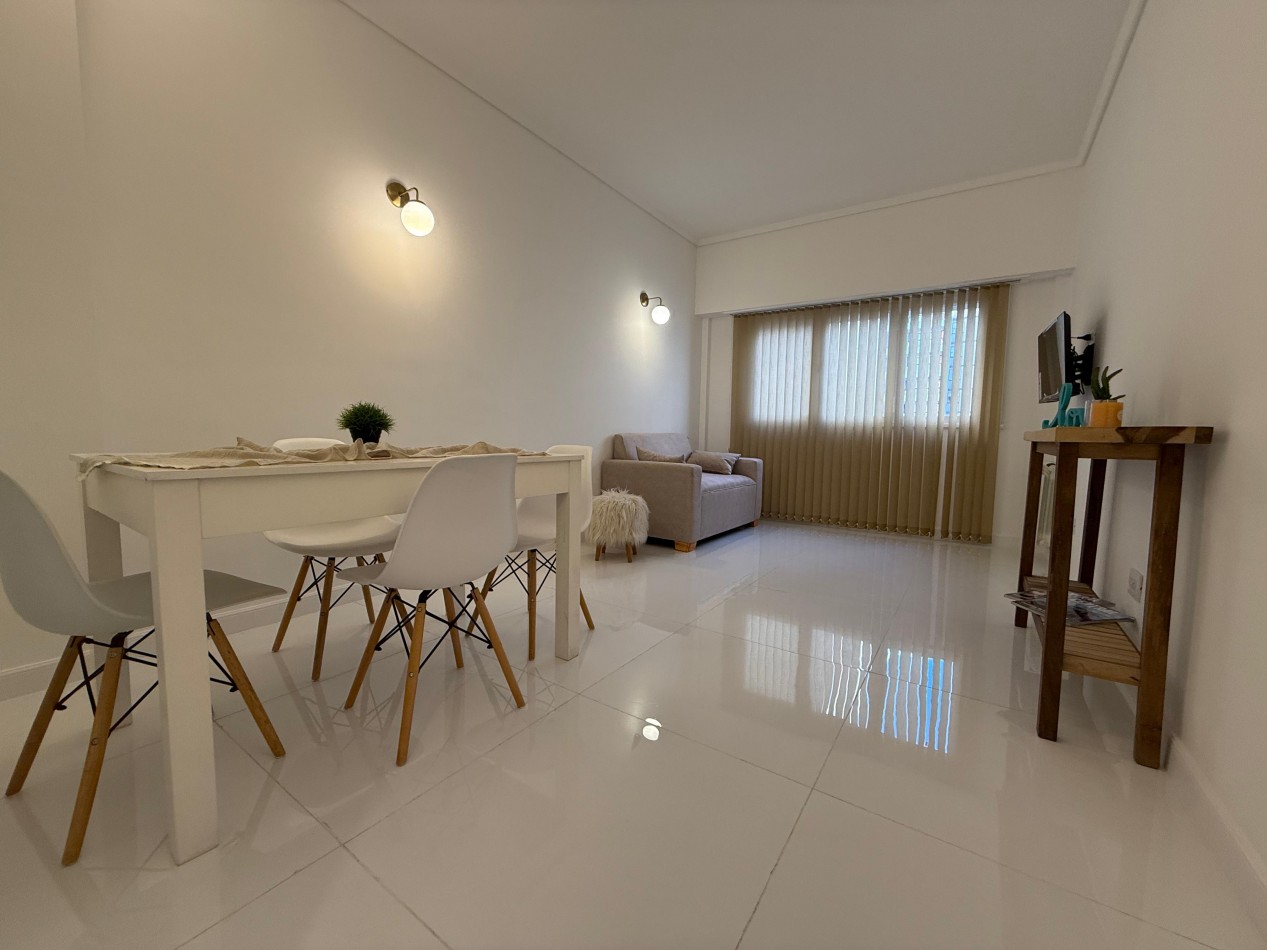 VENTA - DEPTO DOS AMBIENTES + DEPENDENCIA - RECICLADO - MACROCENTRO