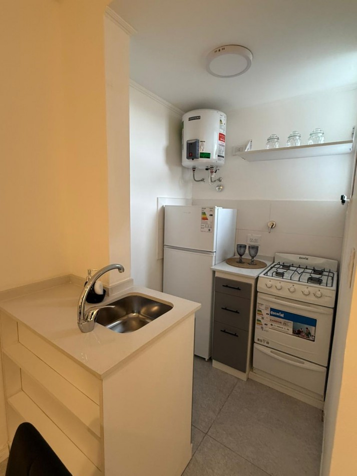 VENTA - DEPTO UN AMBIENTE - BALCON - RECICLADO