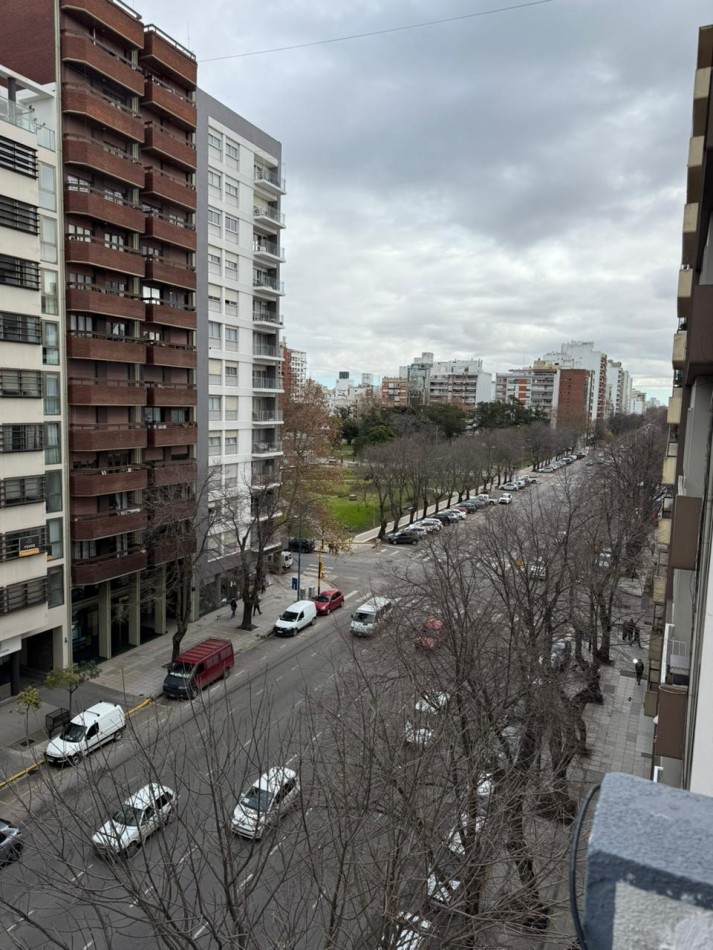 VENTA - DEPTO UN AMBIENTE - BALCON - RECICLADO