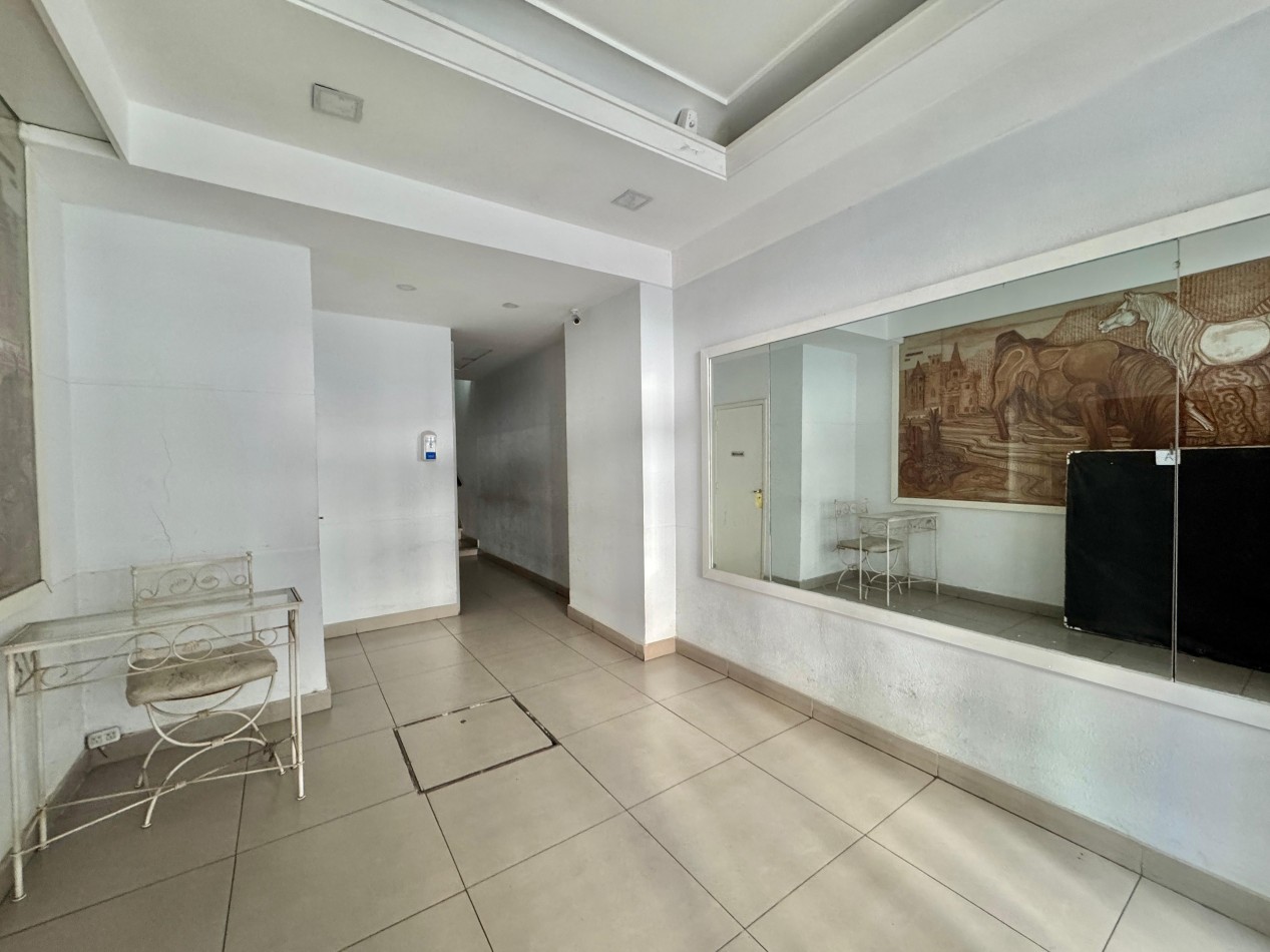 VENTA - DEPTO UN AMBIENTE - BALCON - FRENTE