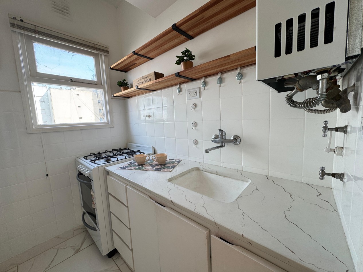 VENTA - DEPTO UN AMBIENTE - BALCON - FRENTE