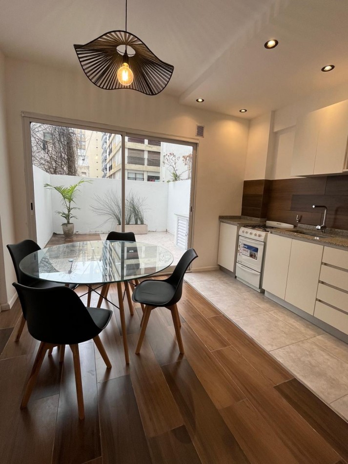 VENTA - MONOAMBIENTE CON PATIO - RECICLADO
