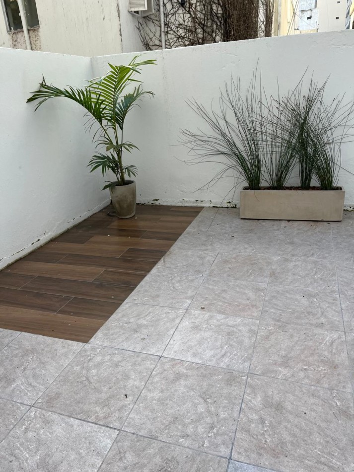 VENTA - MONOAMBIENTE CON PATIO - RECICLADO