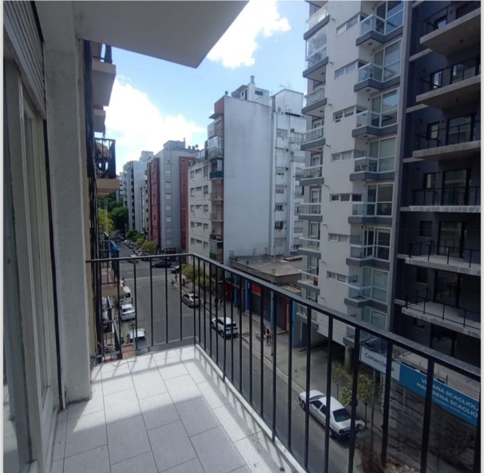 VENTA - DEPTO DOS AMBIENTES - BALCON - ZONA ALDREY