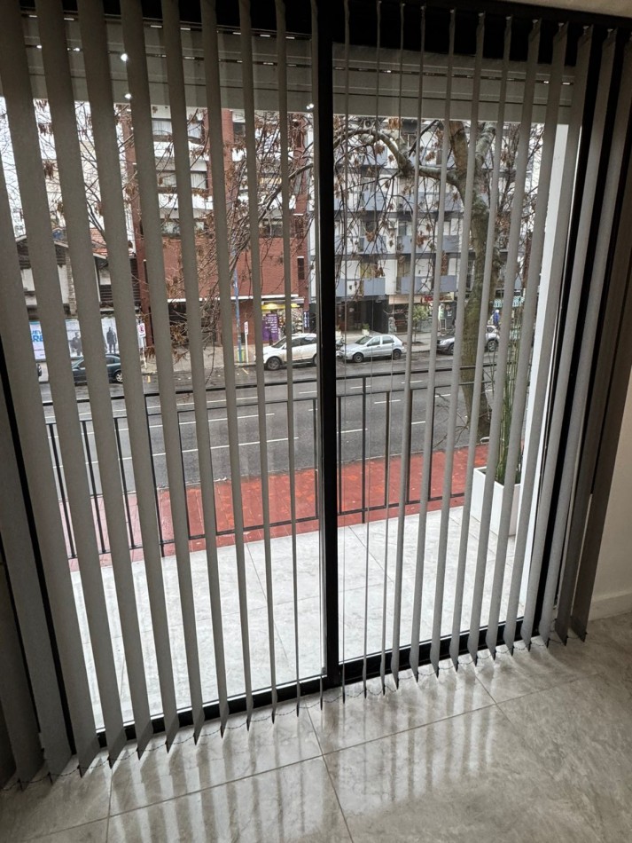 VENTA - DEPTO DOS AMBIENTES - BALCON Y PATIO