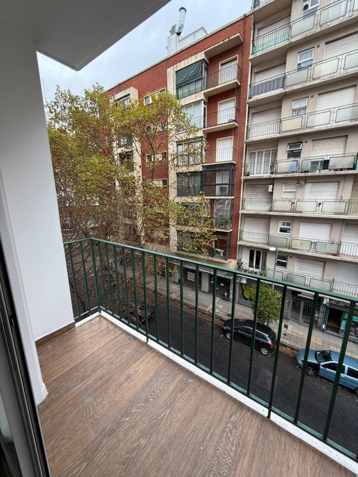 VENTA - DEPTO DOS AMBIENTES - FRENTE - BALCON