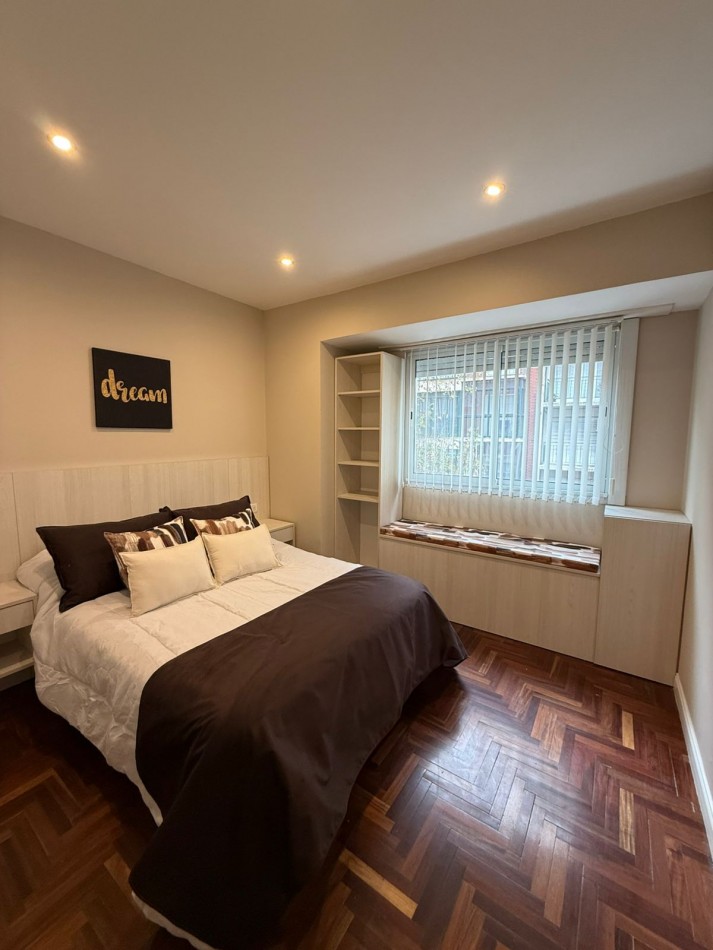 VENTA - DEPTO DOS AMBIENTES - FRENTE - BALCON