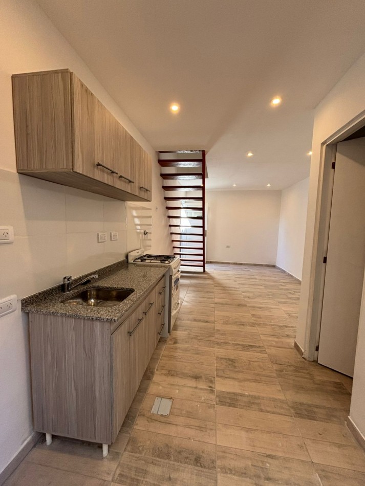VENTA - DUPLEX 3 AMBIENTES - RECICLADO