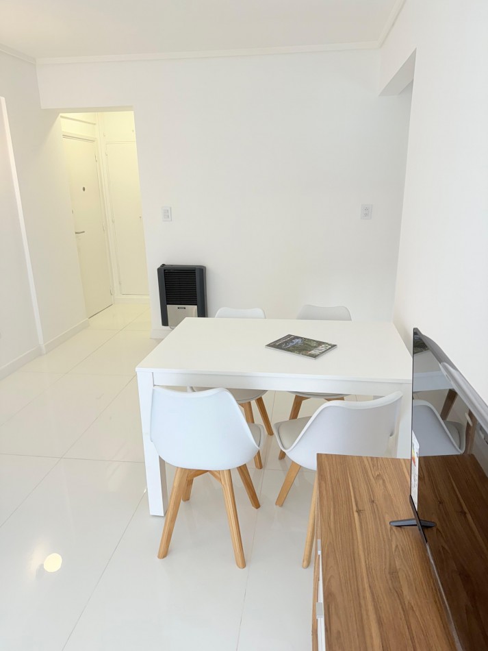 VENTA - DEPTO DOS AMBIENTES - BALCON - RECICLADO
