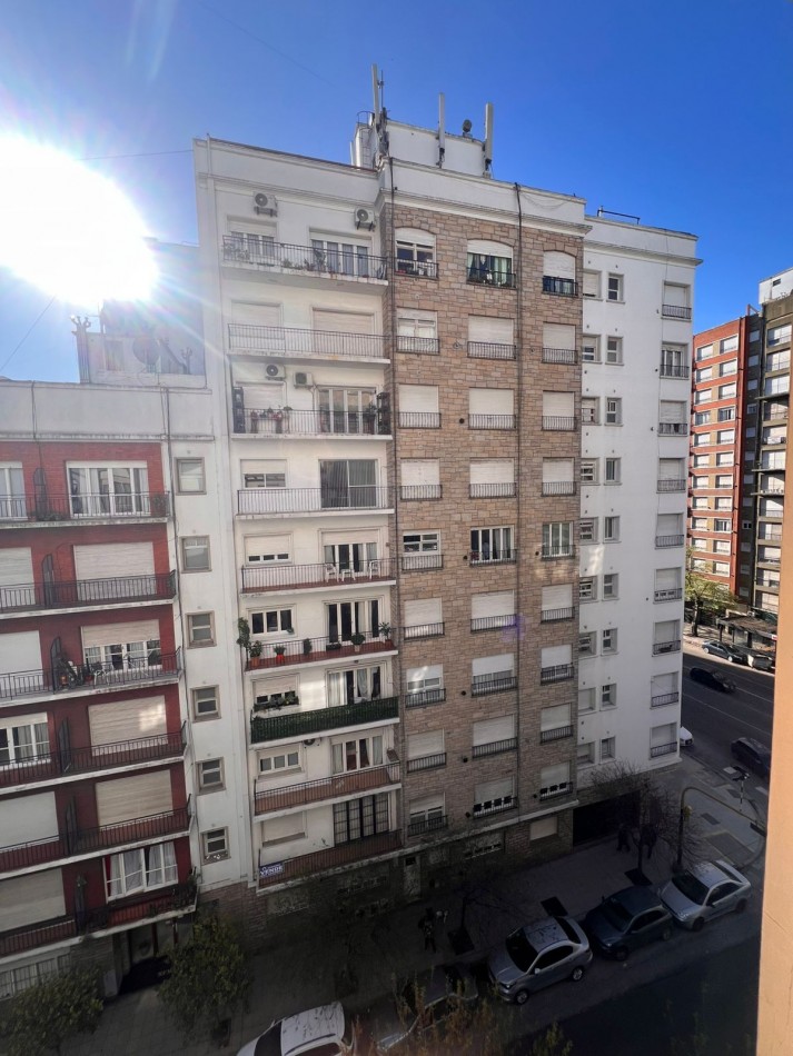 VENTA - DEPTO DOS AMBIENTES - FRENTE