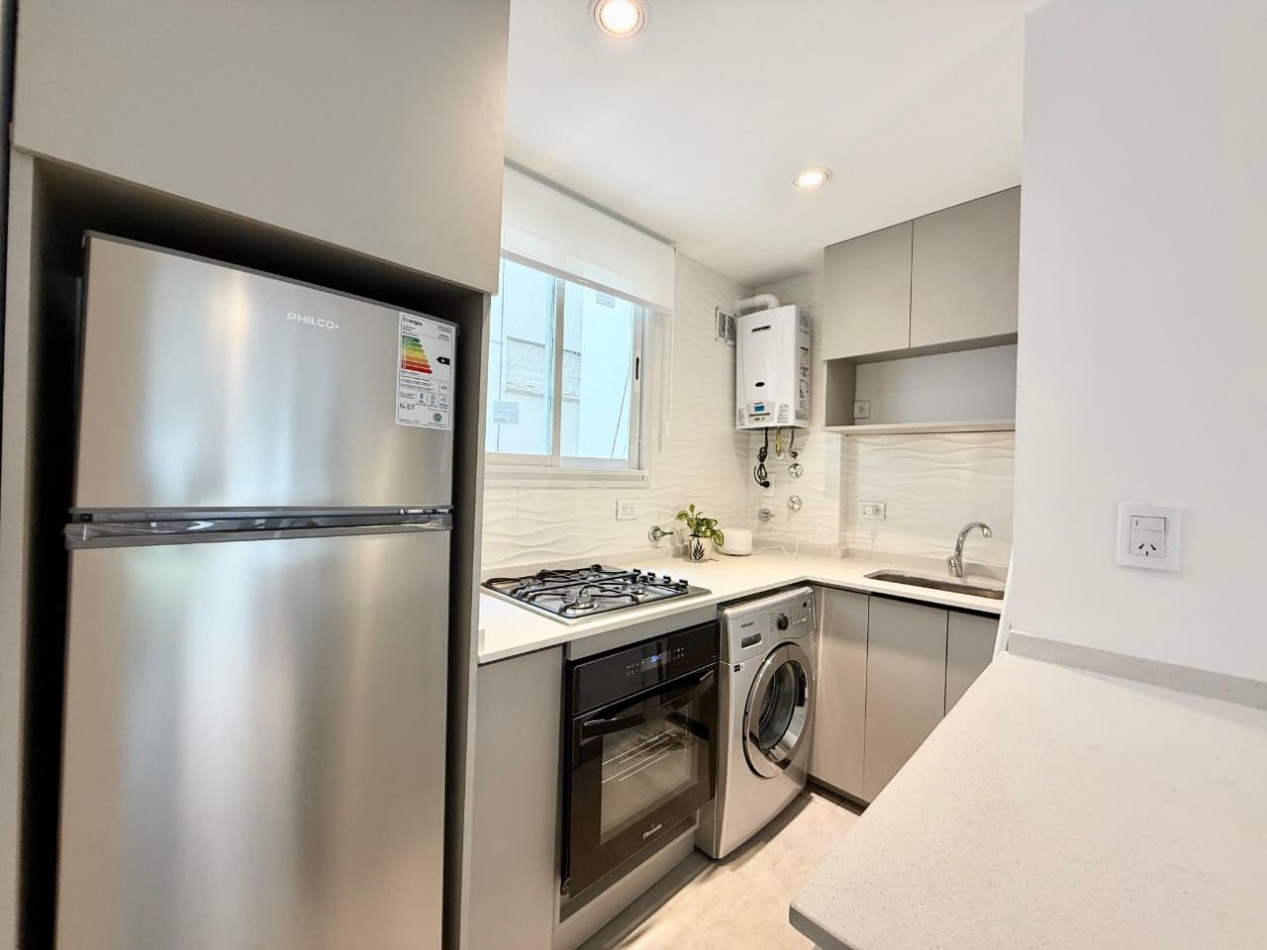 EN VENTA DEPARTAMENTO DOS AMBIENTES A LA CALLE