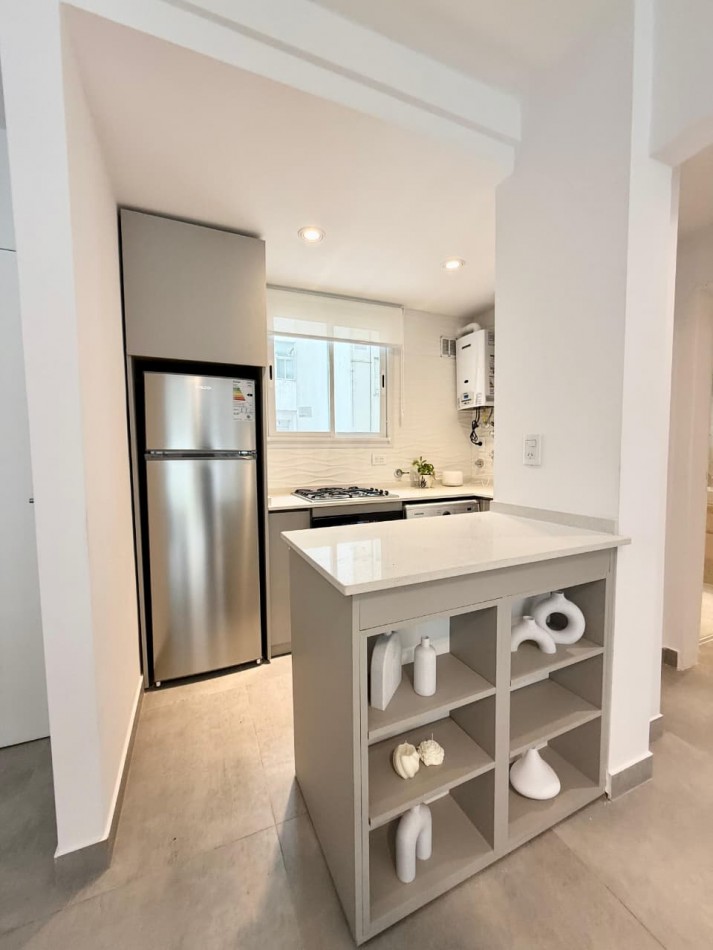 EN VENTA DEPARTAMENTO DOS AMBIENTES A LA CALLE