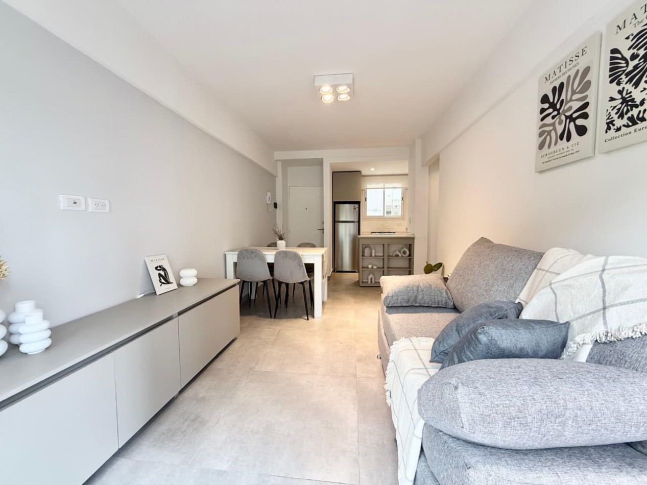 EN VENTA DEPARTAMENTO DOS AMBIENTES A LA CALLE