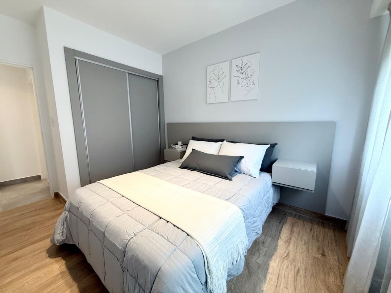EN VENTA DEPARTAMENTO DOS AMBIENTES A LA CALLE