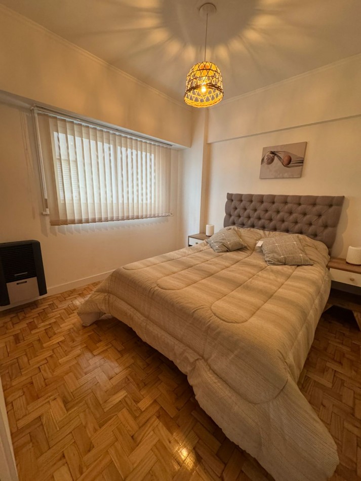 VENTA - DEPTO TRES AMBIENTES - FRENTE - BALCON