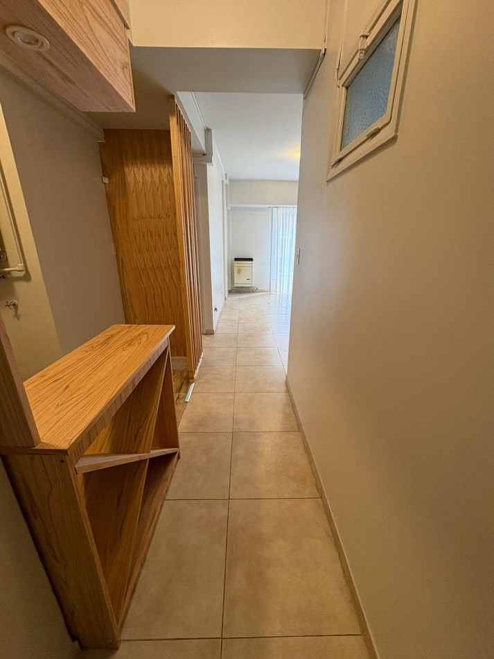 VENTA - DEPTO DOS AMBIENTES - FRENTE - BALCON