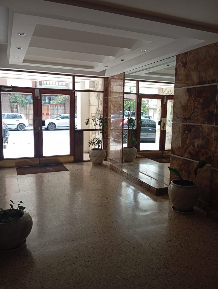 VENTA - DEPTO UN AMBIENTE - PLAZA COLON
