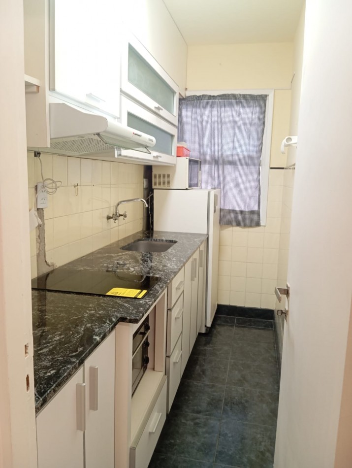 ALQUILER TEMPORADA 2025/2026 - AMBIENTE AMPLIO - PLAZA COLON