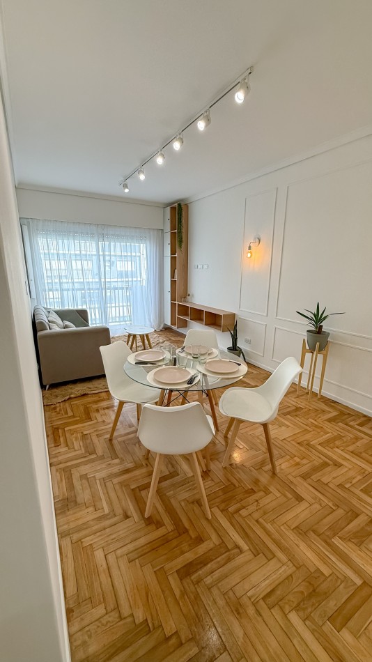 VENTA - DEPTO DOS AMB + DEPENDENCIA - BALCON