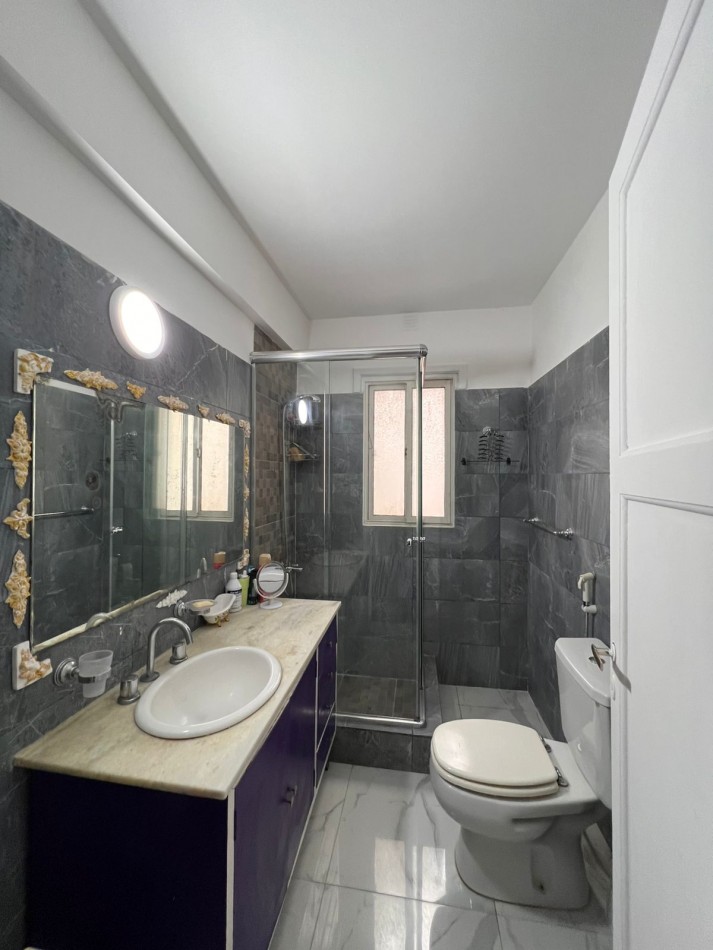 VENTA - DEPTO 3 AMBIENTES MAS DEPENDENCIA - PLAZA COLON