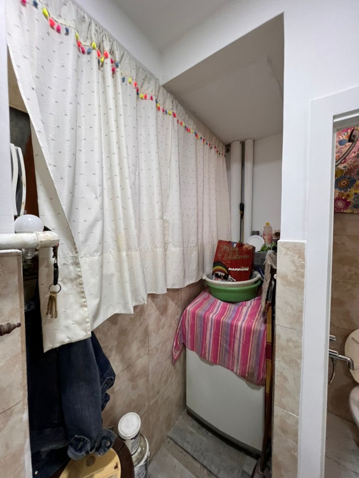 VENTA - DEPTO 3 AMBIENTES MAS DEPENDENCIA - PLAZA COLON