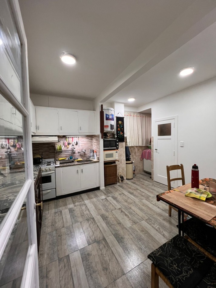 VENTA - DEPTO 3 AMBIENTES MAS DEPENDENCIA - PLAZA COLON