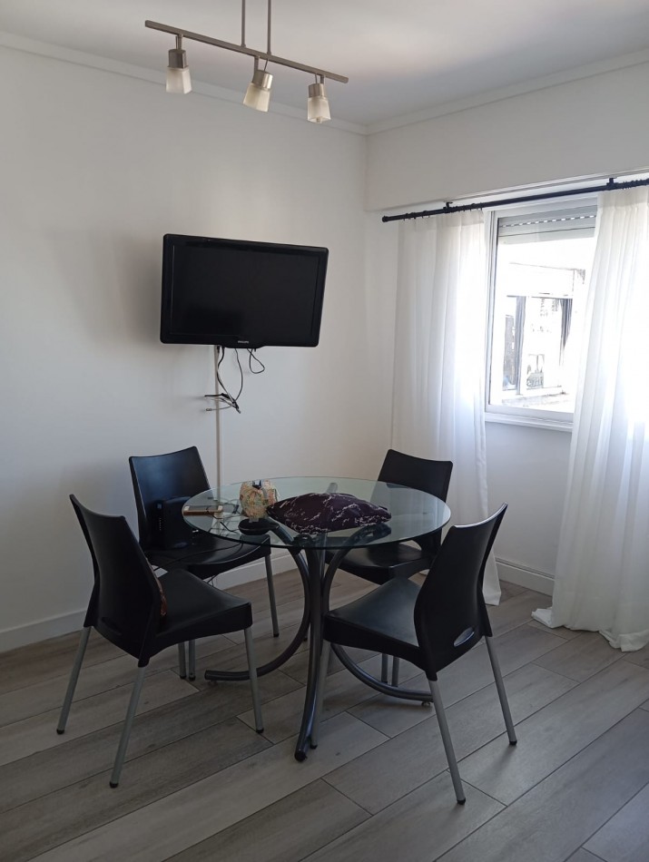 ALQUILER TEMPORADA 2026 - DEPTO DOS AMBIENTES - RECICLADO - PLAZA MITRE