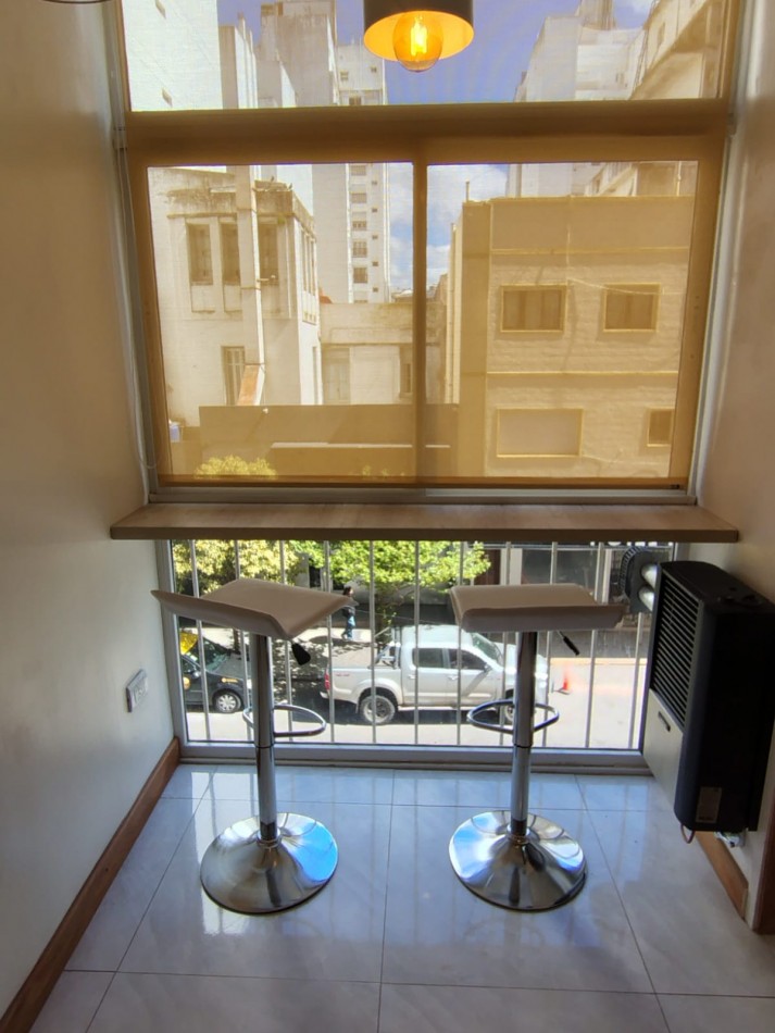 VENTA - DEPTO DOS AMBIENTES - FRENTE - RECICLADO