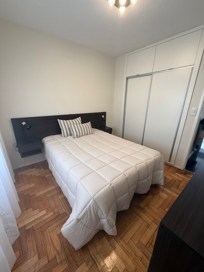 VENTA - DEPTO DOS AMBIENTES MAS DEPENDENCIA - FRENTE -BALCON