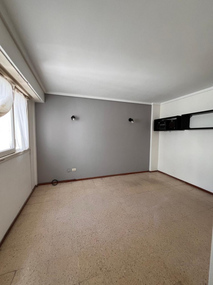 EN ALQUILER DEPARTAMENTO 2 AMB CONTRAFRENTE LUMINOSO