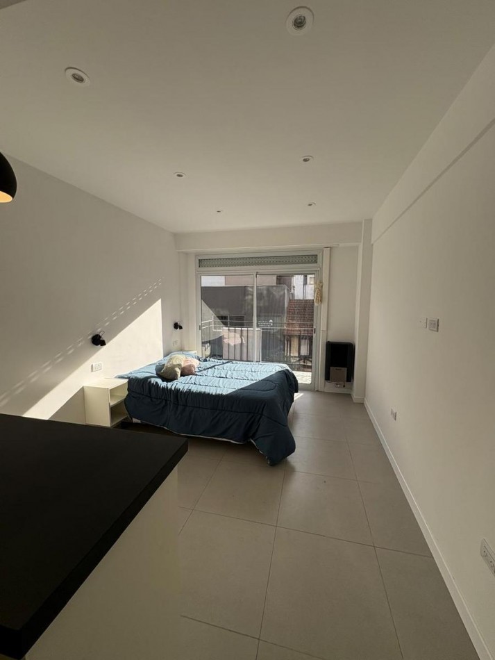 VENTA - MONOAMBIENTE RECICLADO - ZONA ALDREY