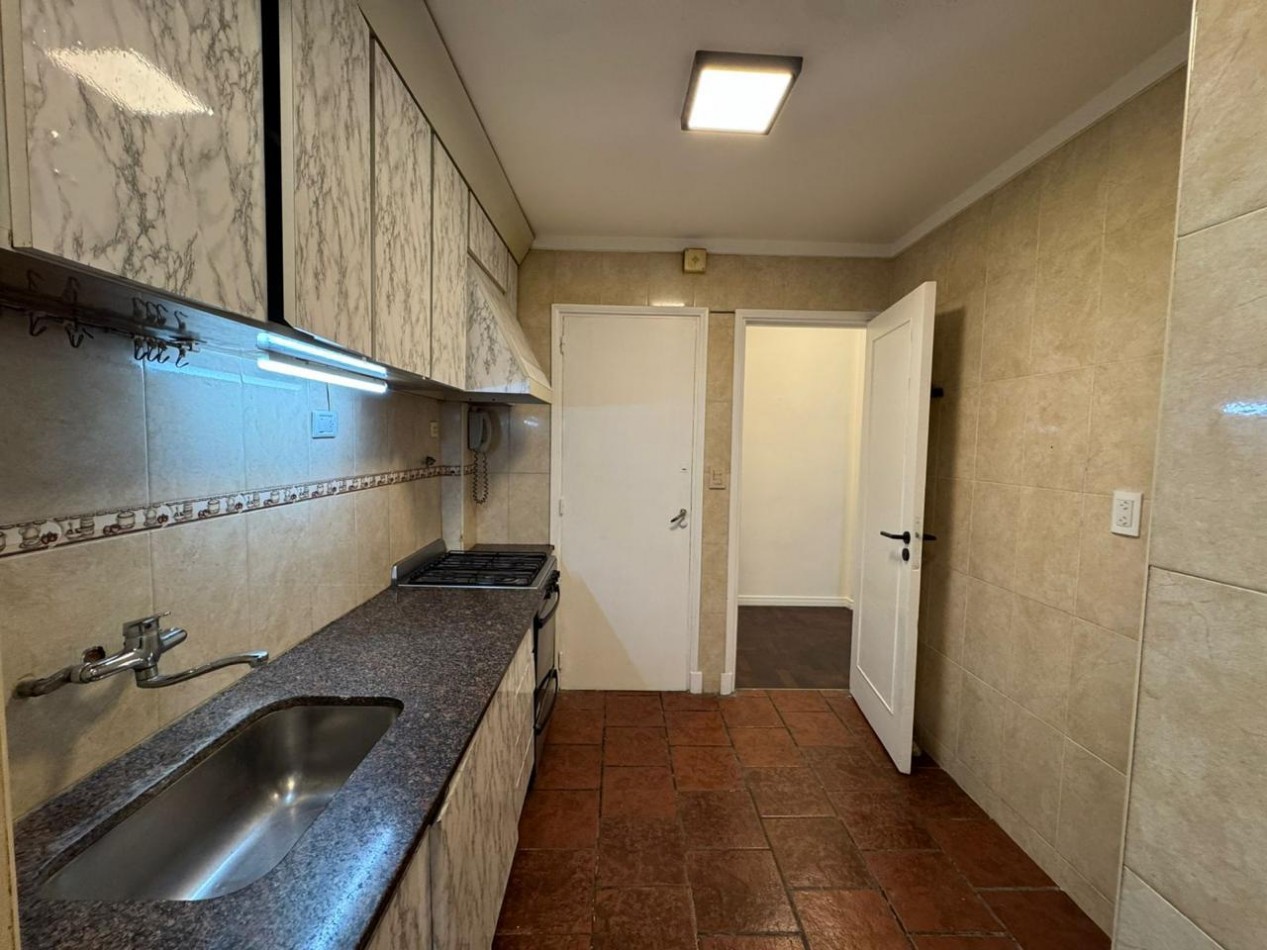 VENTA - DEPARTAMENTO 3 AMBIENTES + DEP. - PLAZA COLON